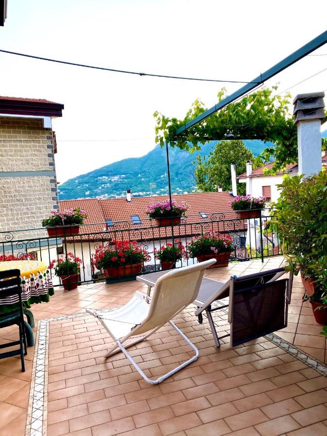 Il Ritrovo Delle Volpi Acomodação com café da manhã Agerola Exterior foto