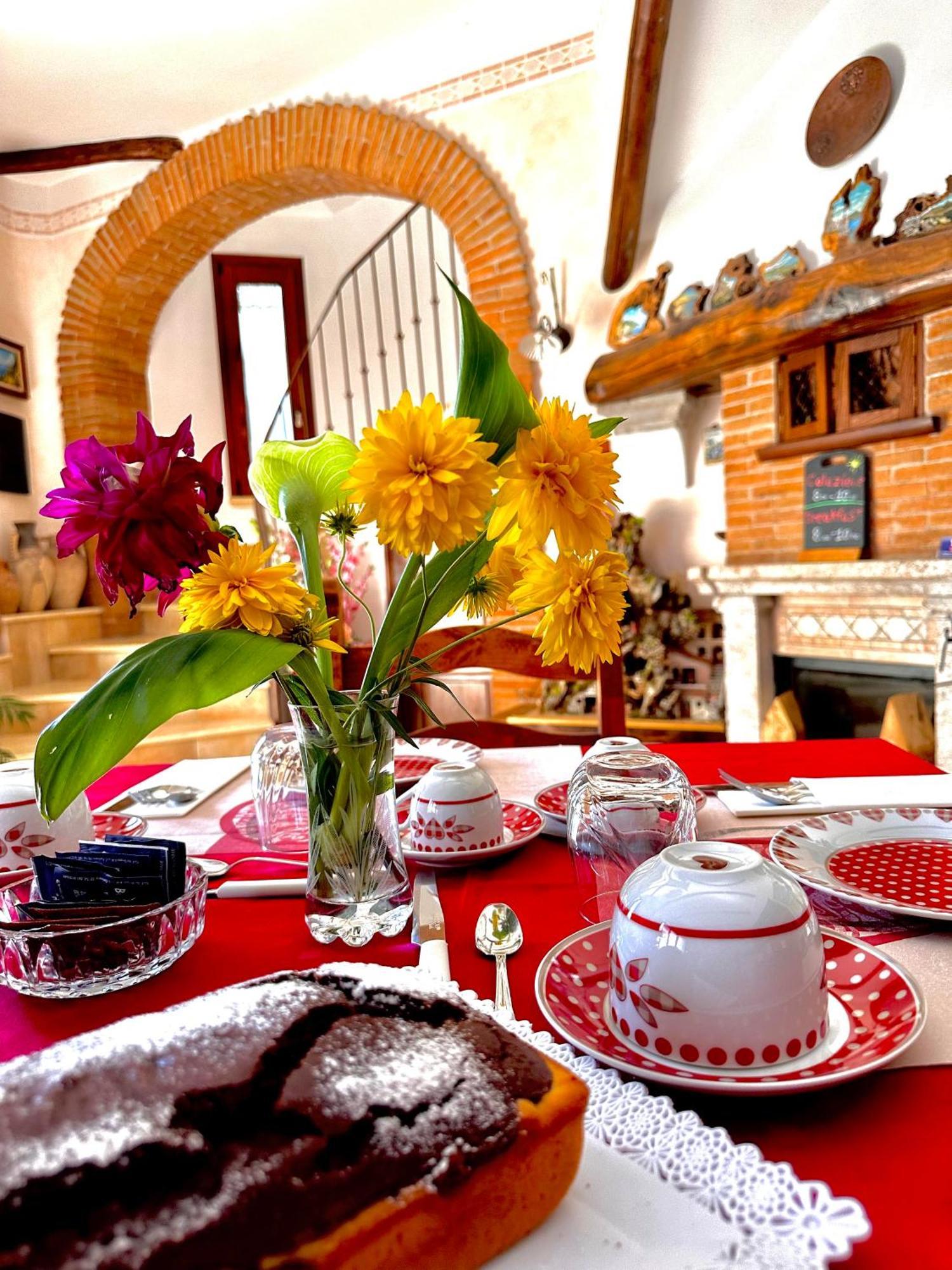 Il Ritrovo Delle Volpi Acomodação com café da manhã Agerola Exterior foto