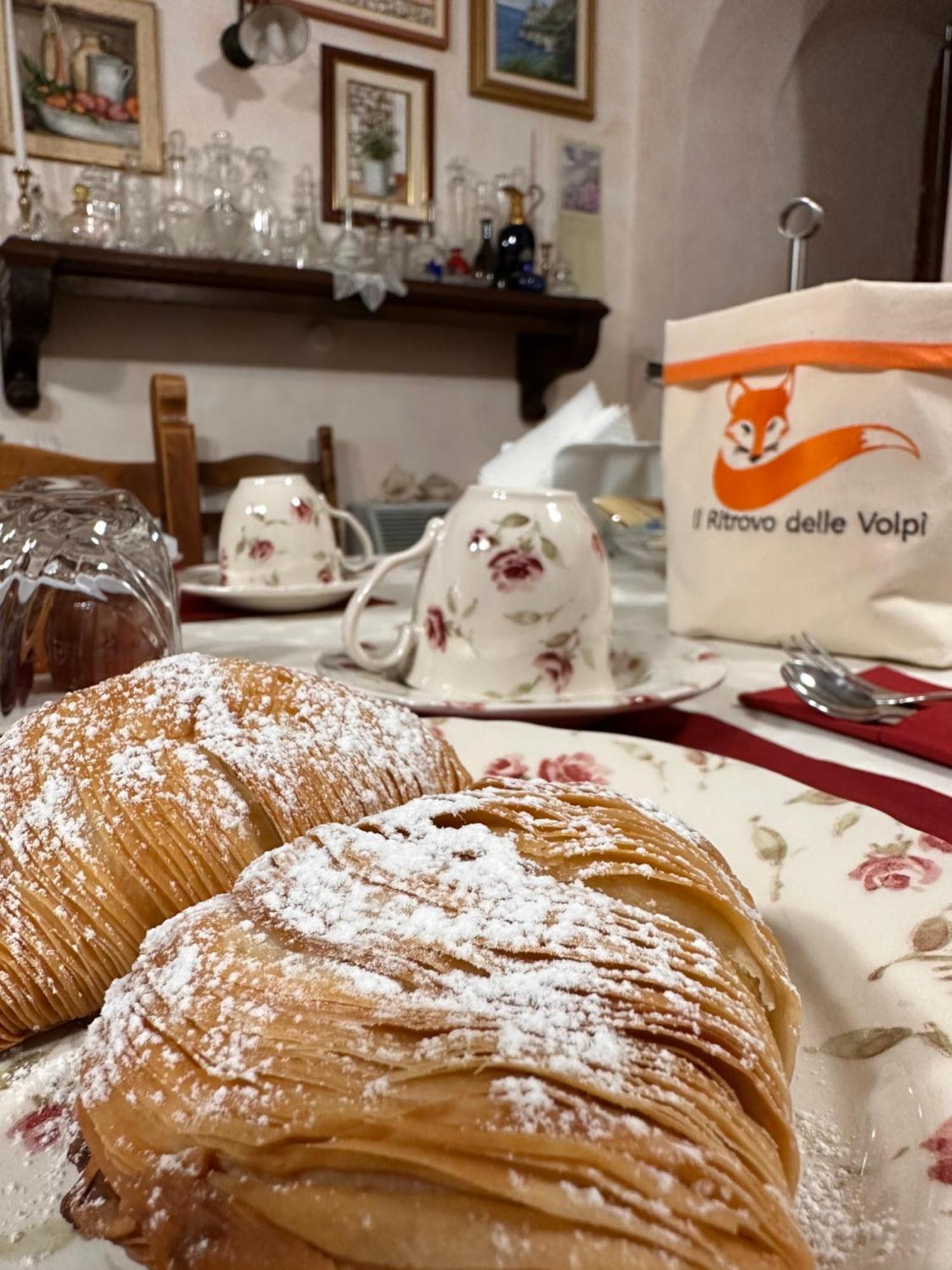 Il Ritrovo Delle Volpi Acomodação com café da manhã Agerola Exterior foto